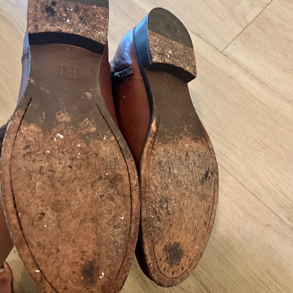 Frye Carly Chelsea women US 10 B Brown Leather Ankle Boots - Picture 6 of 8